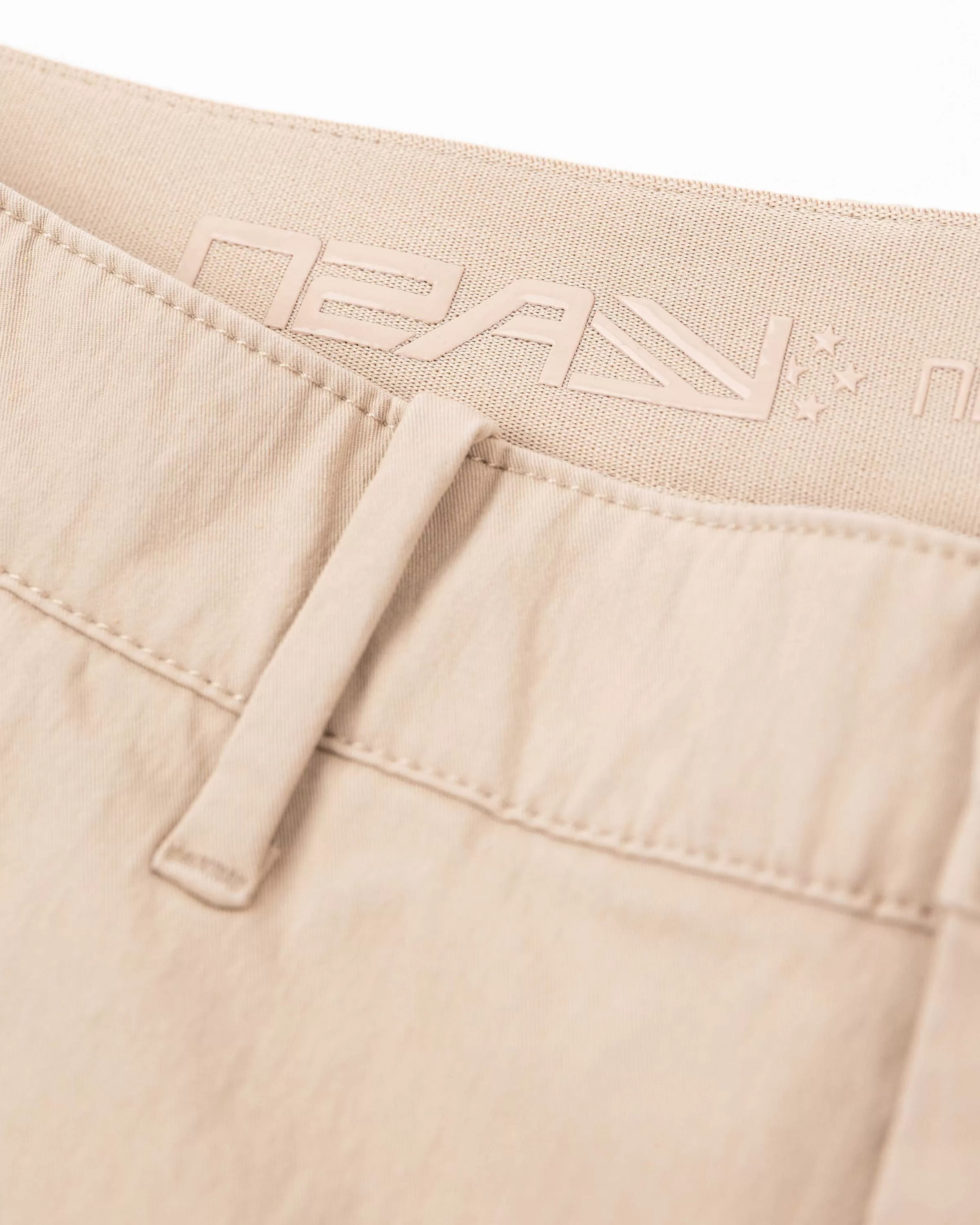 effen_chino_met_stretchshimmering_sand_5-2.webp NZA New Zealand Auckland Broeken | Effen Chino Met Stretch-Shimmering Sand
