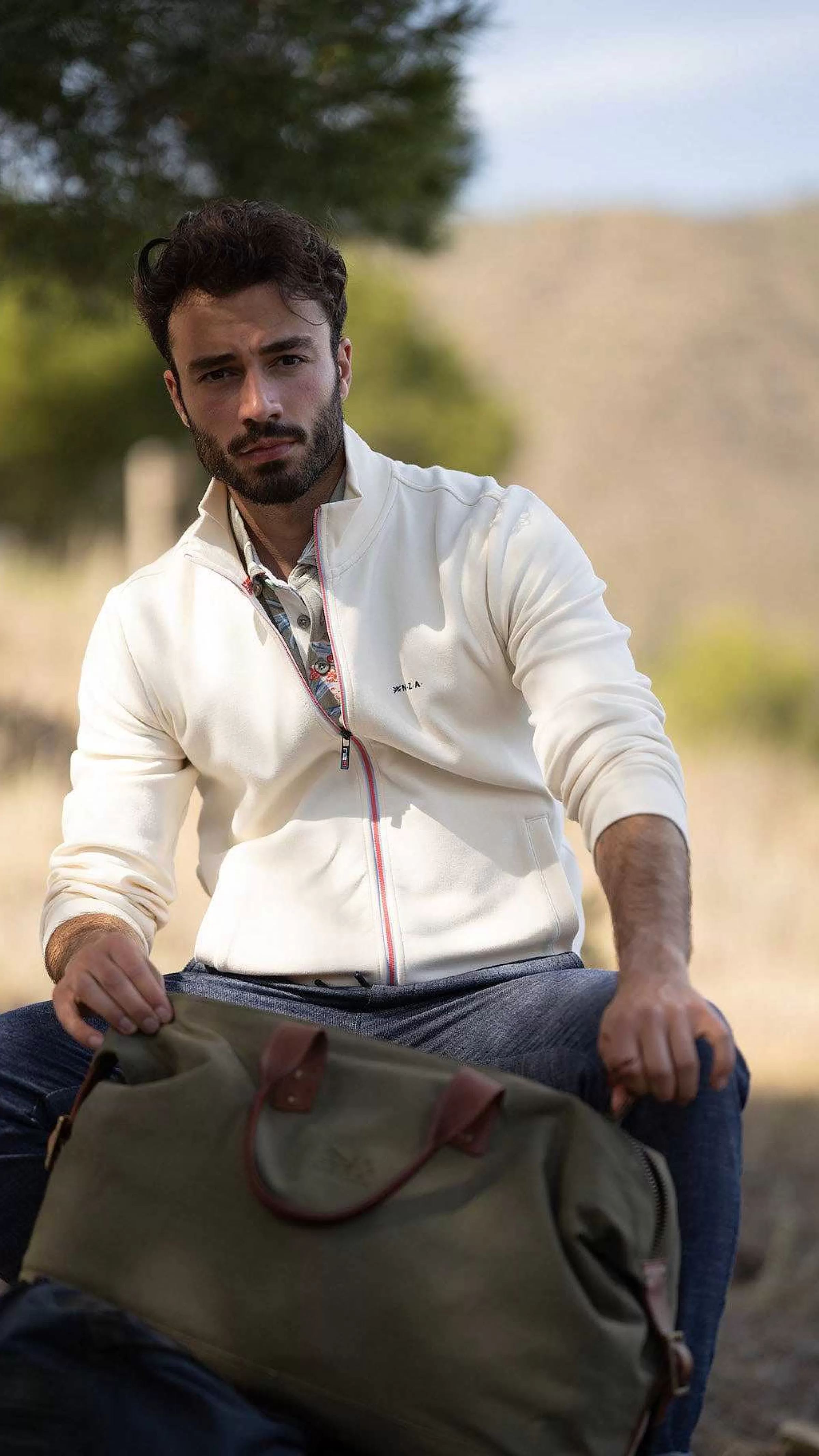 effen_stretch_vestcream_5-2.webp NZA New Zealand Auckland Sweats | Effen Stretch Vest-Cream