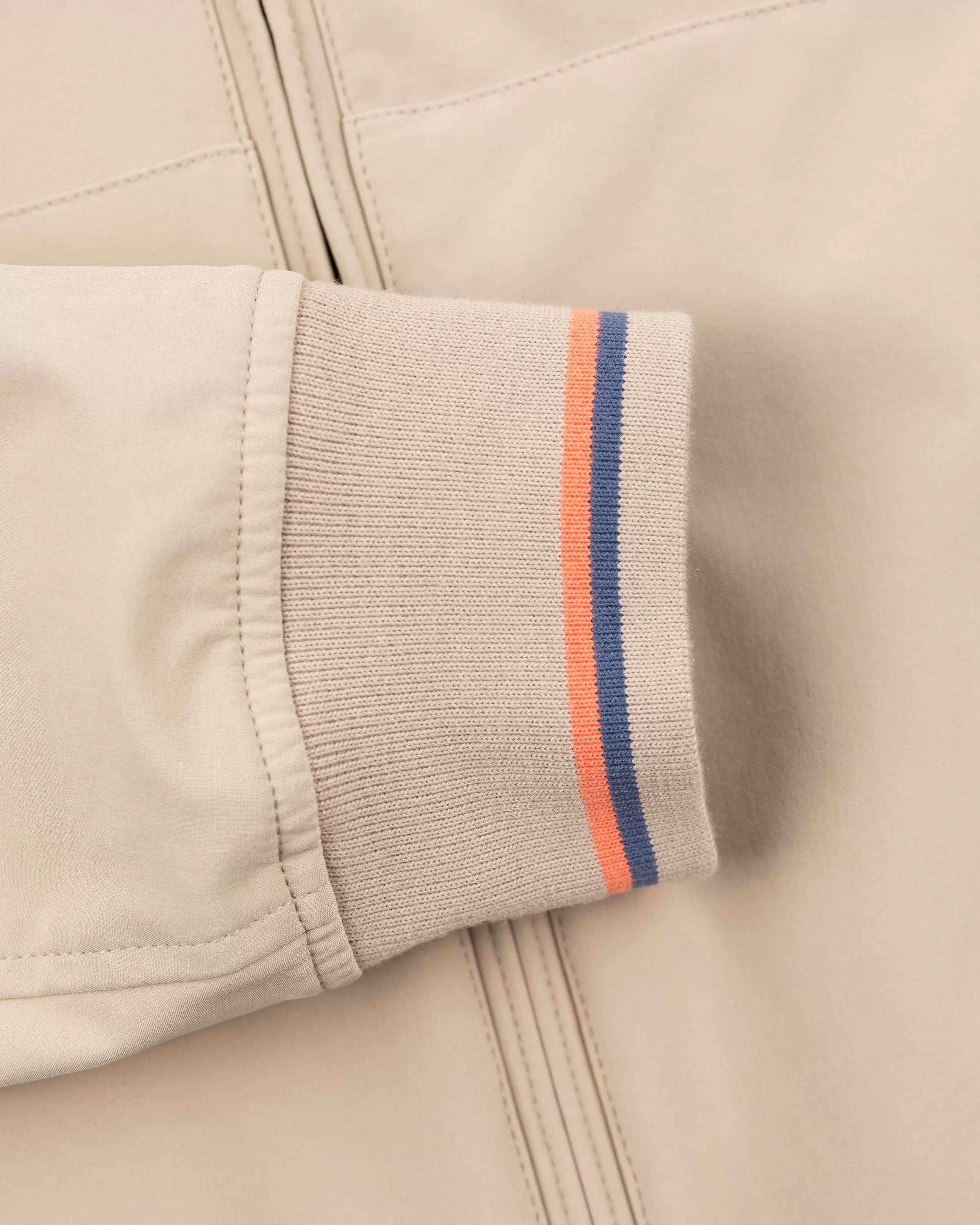 softshell_bomberjackshimmering_sand_8-2.webp NZA New Zealand Auckland Jassen | Softshell Bomberjack-Shimmering Sand