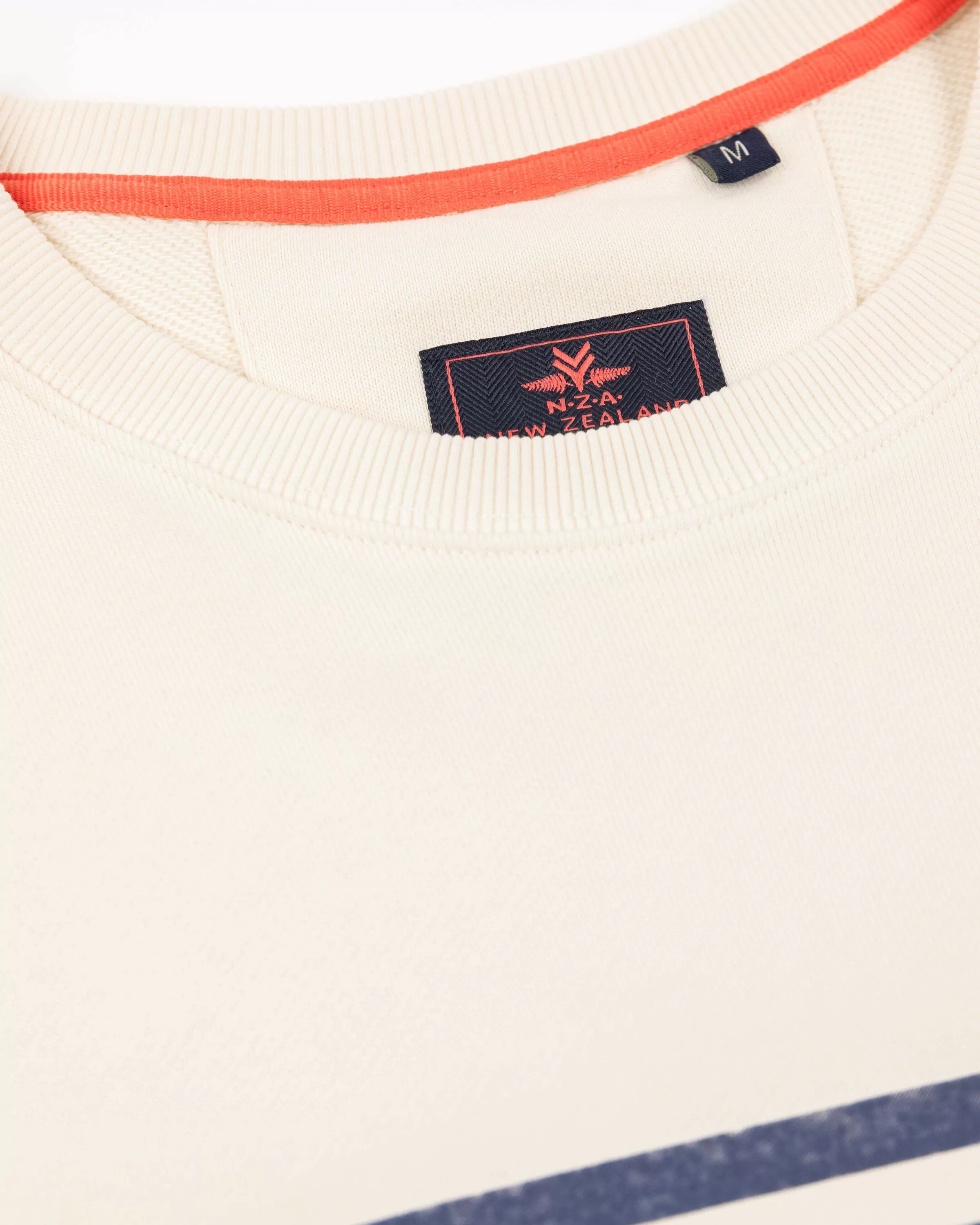 witte_sweater_met_blauwe_streepcream_7-2.webp NZA New Zealand Auckland Sweats | Witte Sweater Met Blauwe Streep-Cream